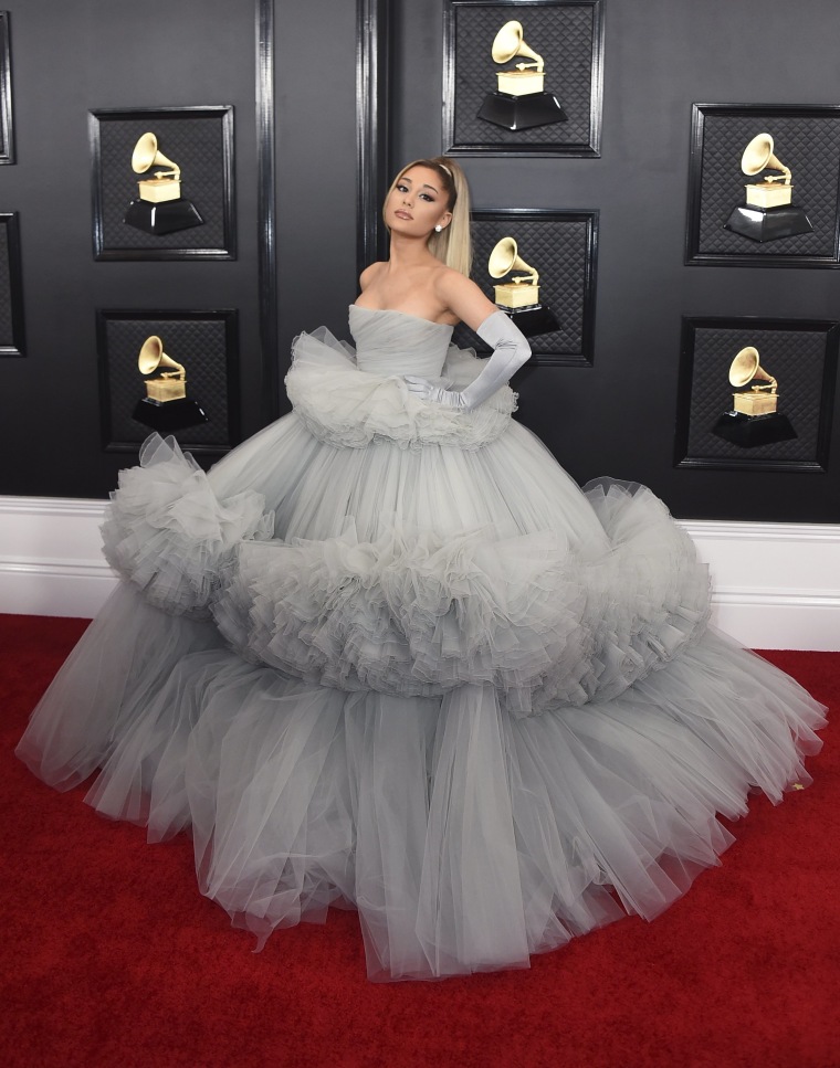 Ariana grande 2025 red carpet looks