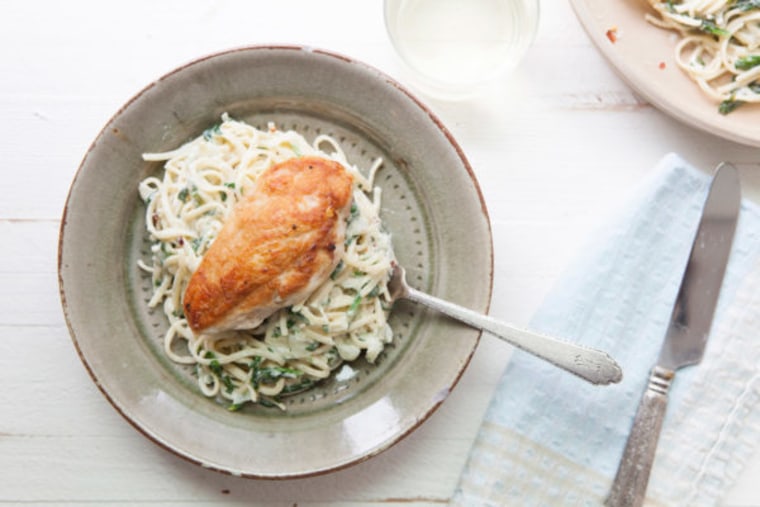 Creamy Goat Cheese and Spinach Linguine