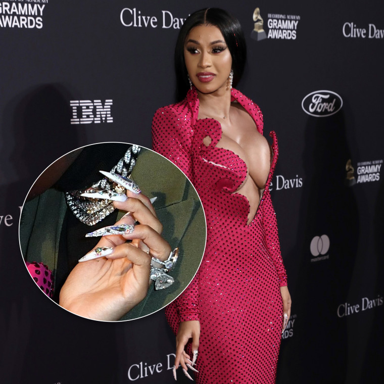 Cardi B turned heads with her eye-catching mani.