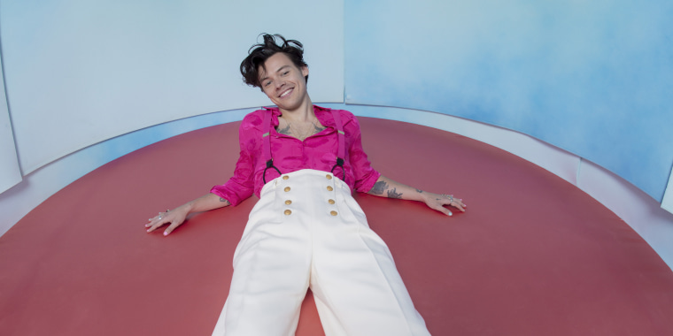 Mark your calendars! Harry Styles will be performing live on TODAY on February 26th!