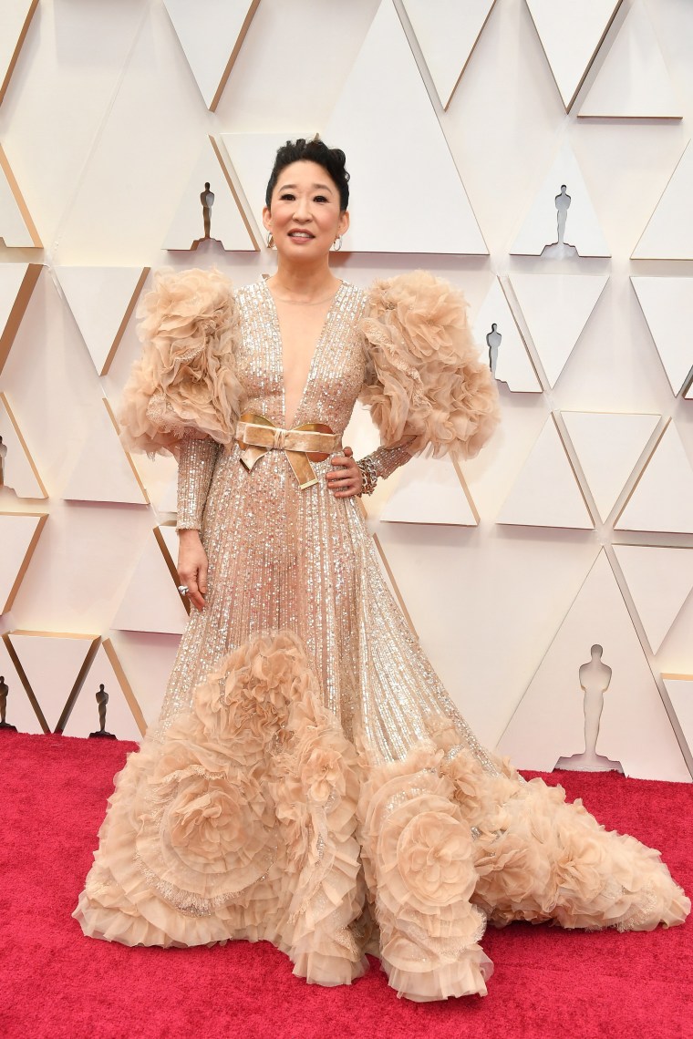 Sandra Oh Oscars 2020 red carpet