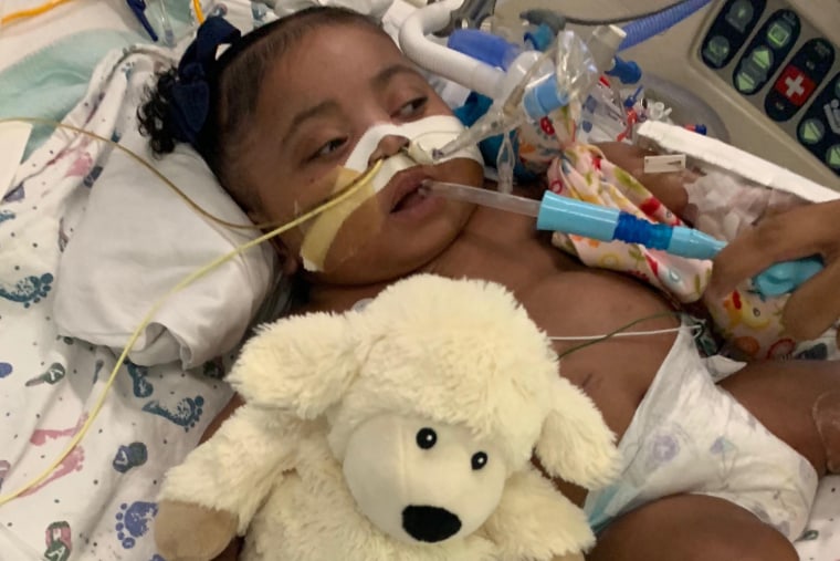 Hospital ordered to keep 11-month-old in Texas on life support