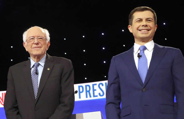 Image: Democratic Presidential Candidates Participate In Presidential Primary Debate In Des Moines, Iowa