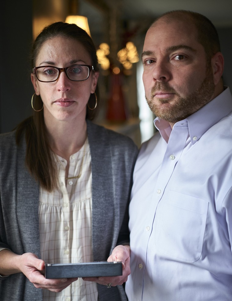 Image: Dr. John Cox and his wife, Dr. Sadie Dobrozsi