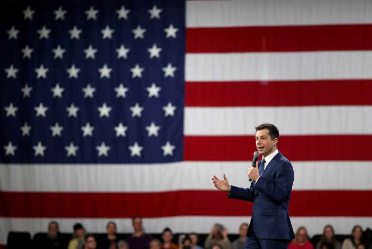 Image: Presidential Candidate Pete Buttigieg Campaigns In New Hampshire Ahead Of Primary
