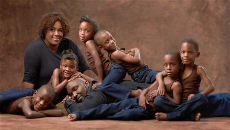 The McGhees recreated their viral newborn photo in 2016, just before the sextuplets turned 6.