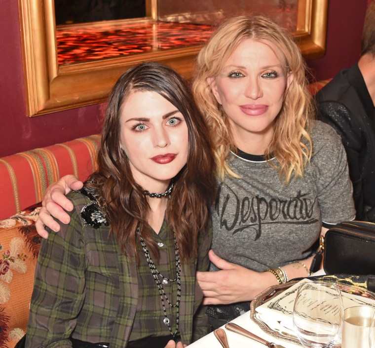 Courtney Love posts heartfelt tribute to Kurt Cobain on 28th wedding ...