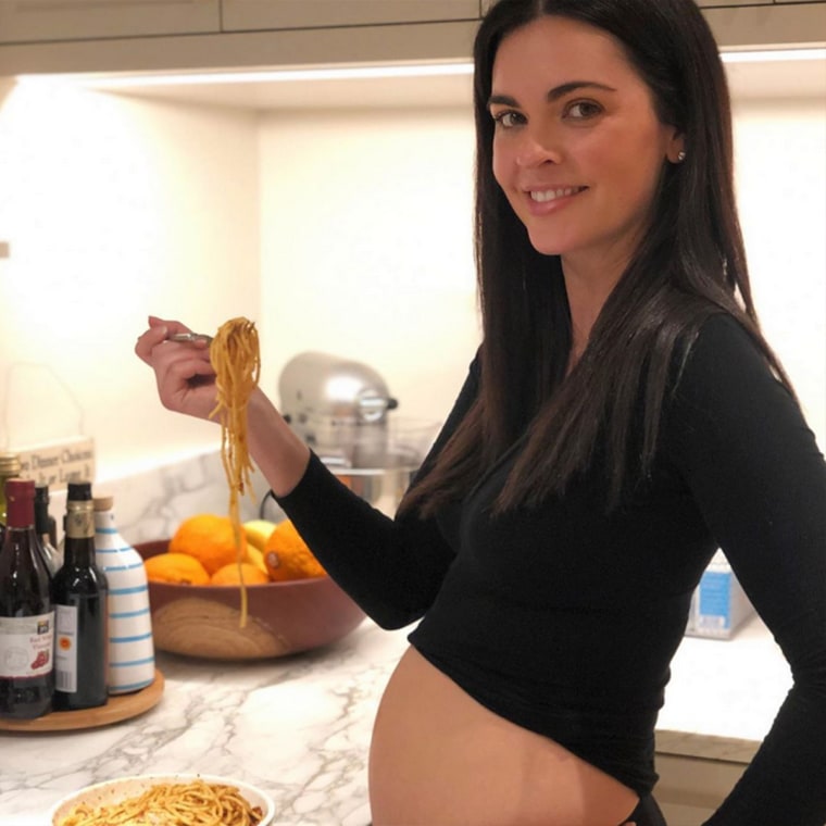 Katie Lee Surprises Kitchen Co Hosts With Pregnancy News 