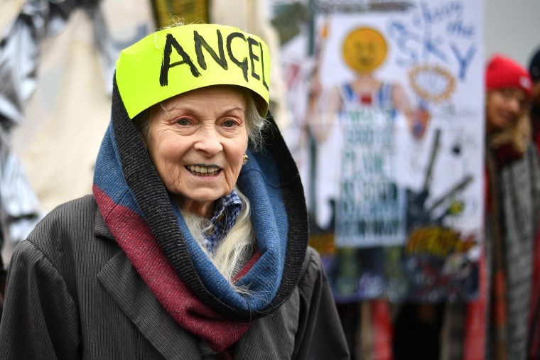 Image: Fashion designer Vivienne Westwood joins supporters outside Belmarsh Prison in London prior to the extradition hearing of WikiLeaks founder Julian Assange.