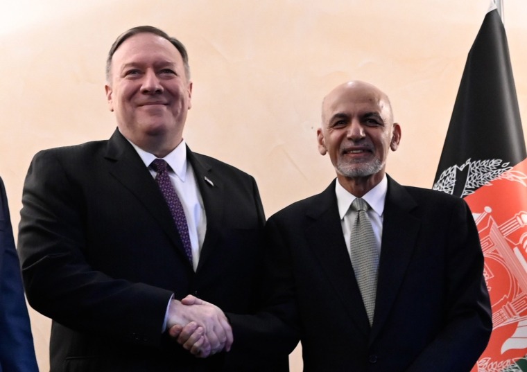 Image: Mike Pompeo and Afghan President Ashraf Ghani