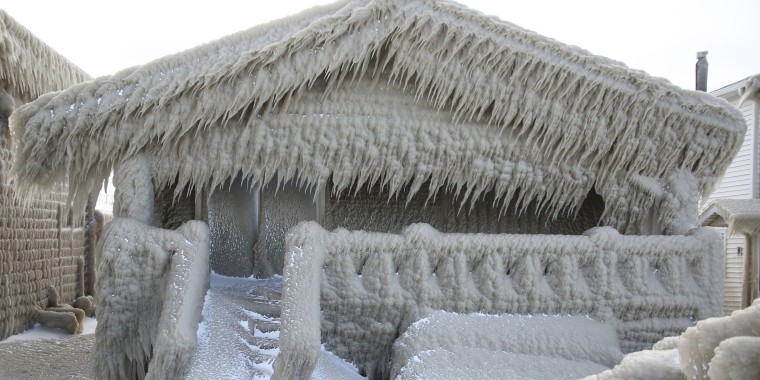 Hoover Beach, Lake Erie, ice houses