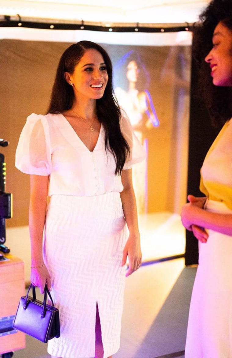 Meghan Markle Topshop shirt, white outfit