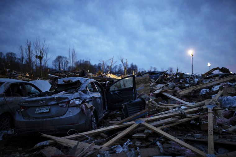 Image: 22 Dead As Tornadoes Roar Across Tennessee, Including Nashville