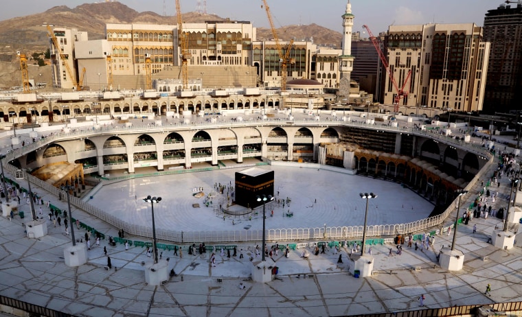 Image: Mecca's Grand Mosque is empty of worshippers for sterilization on March 5, 2020.