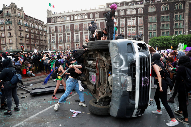 Image: International Women's Day in Mexico City