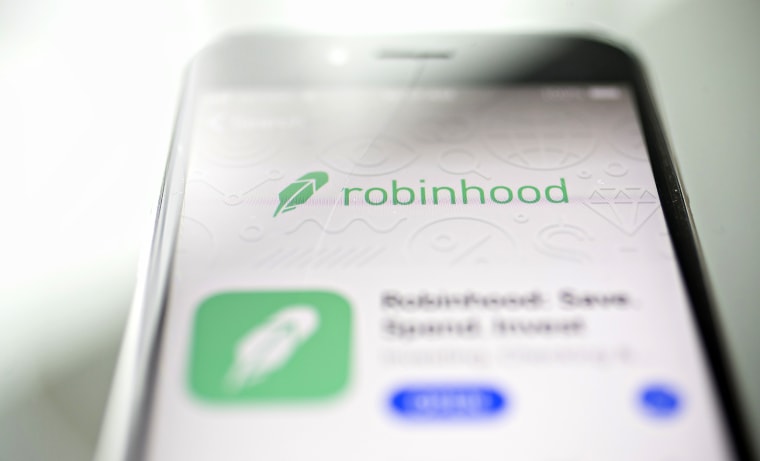 Apps like Robinhood make investing easier. Maybe too easy