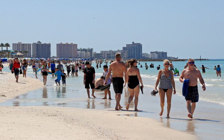 Panama City Beach visitor gives special shout out to Atlanta Braves