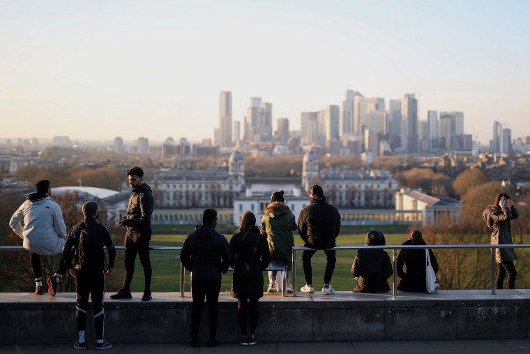 Image: People gather in Greenwich Park despite of the coronavirus disease (COVID-19) outbreak in London