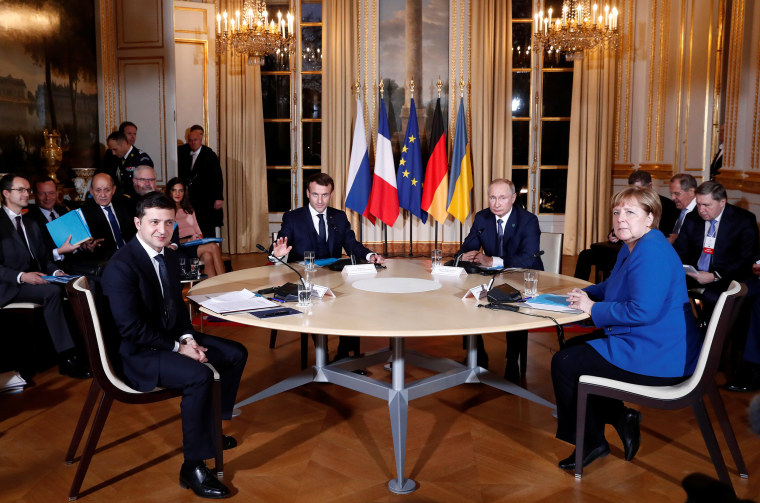 Image: Volodymyr Zelenskiy, Emmanuel Macron, Vladimir Putin and Angela Merkel