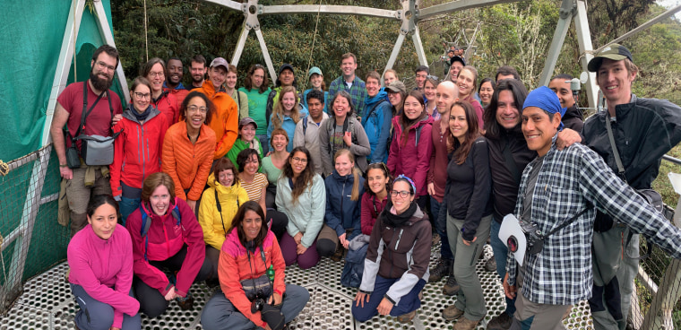 Researchers from around the world participated in a course co-led by Enquist at a remote research station near Peru's Manú National Park.