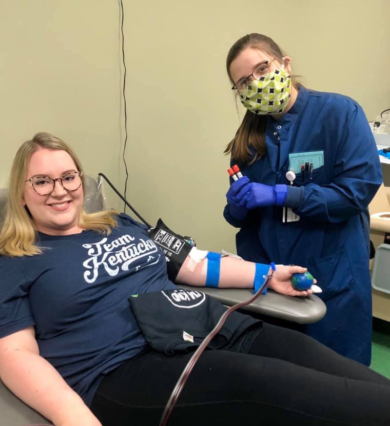 After learning she was finally negative for coronavirus, Anna Downs donated plasma, which could be used to help others recover faster. 