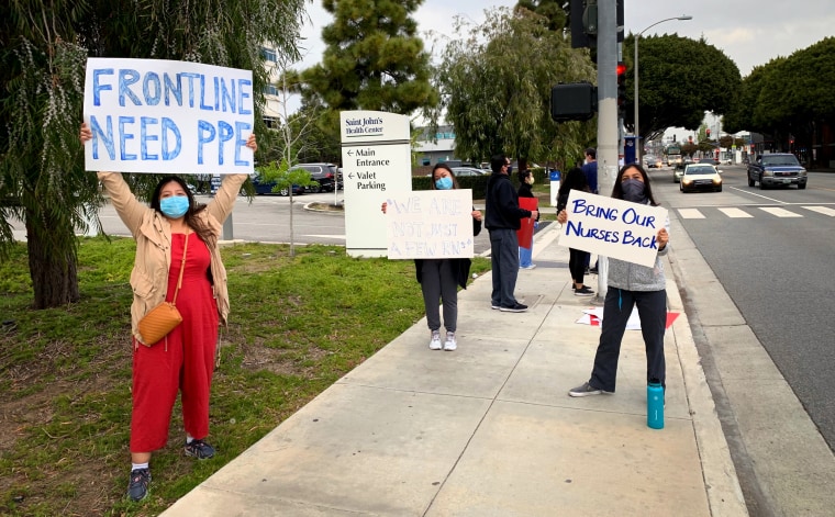 Image: Nurses protest in Santa Monica, Calif.