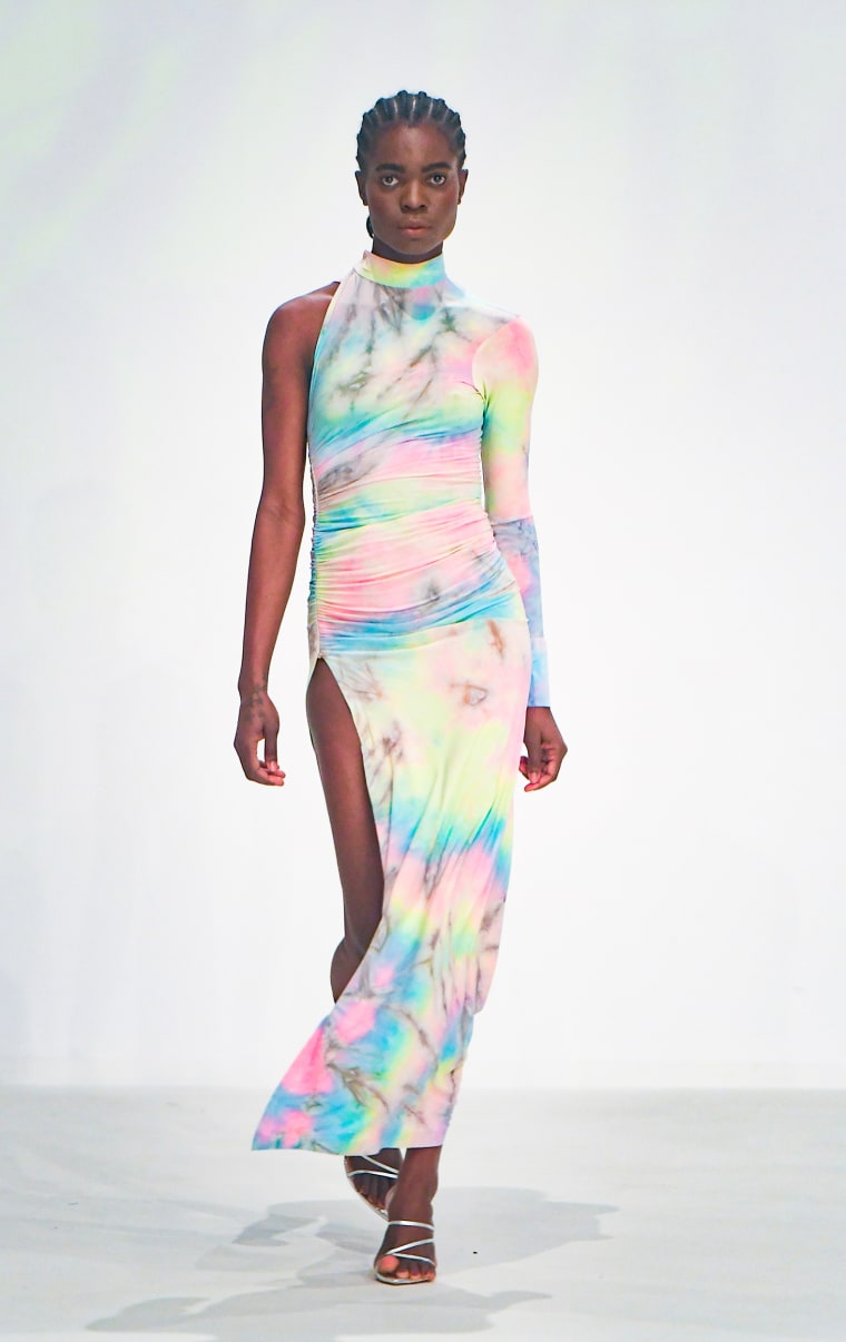 Tie-dye is making a major comeback right now — here's why