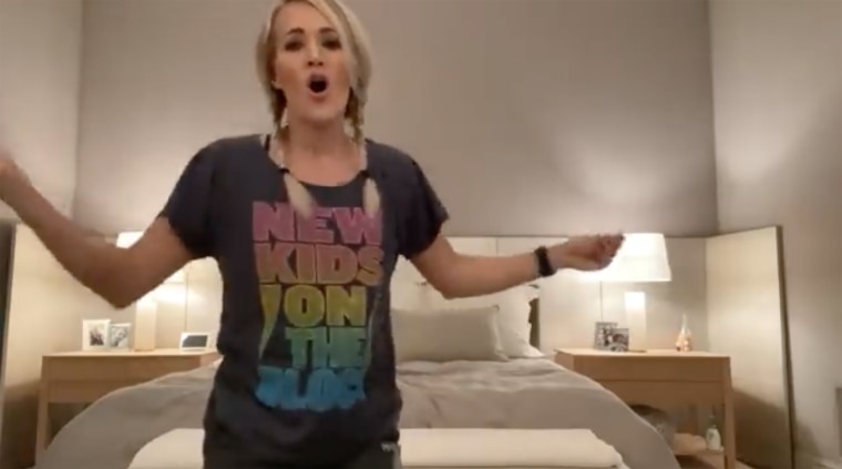 We love Carrie Underwood's shirt!