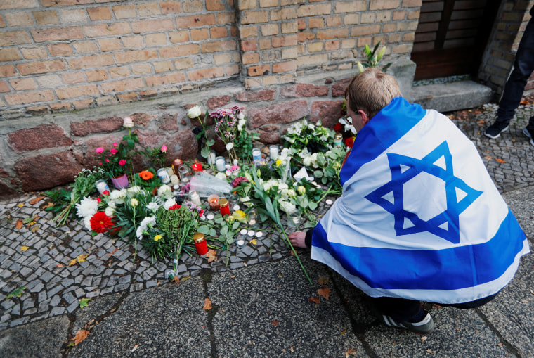 Image: German synagogue attack aftermath