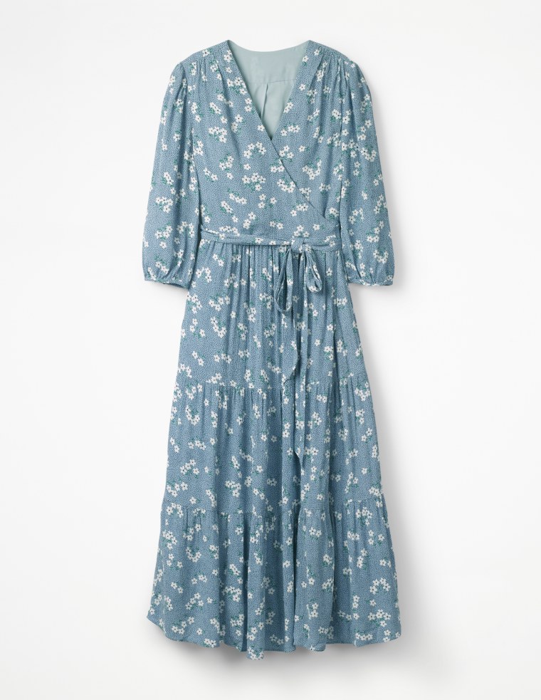 Kate Middleton recycled the Boden daisy-print wrap dress she wore in 2019. 