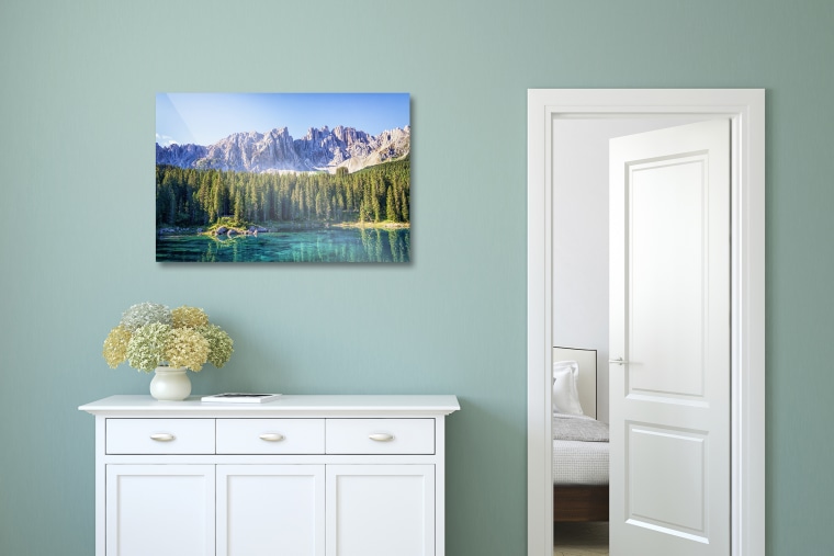 Get photo prints or new wall decor from this start-up. 