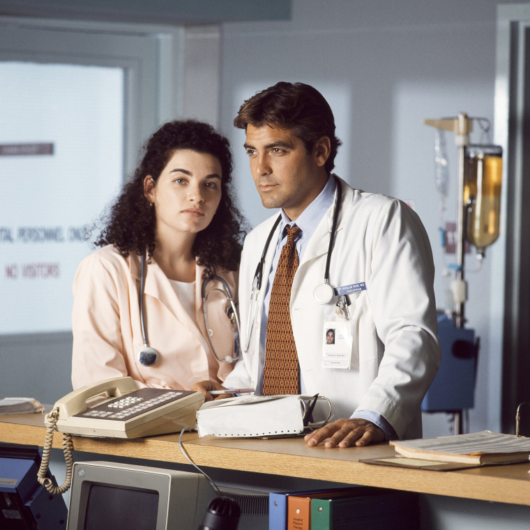 Julianna Margulies and George Clooney on "ER"