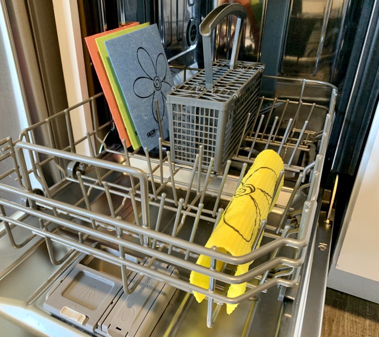Cleaning Skoy Cloths in the dishwasher