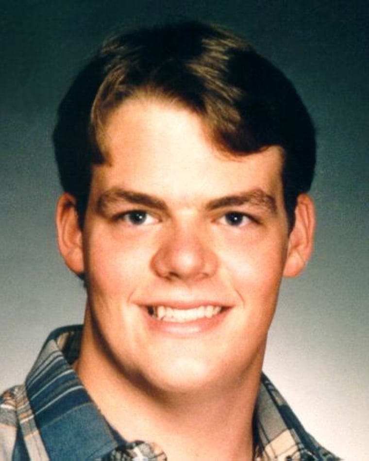 Parents of Linwood, Kansas teen Randy Leach continue to fight for answers in his 1988 disappearance from graduation party