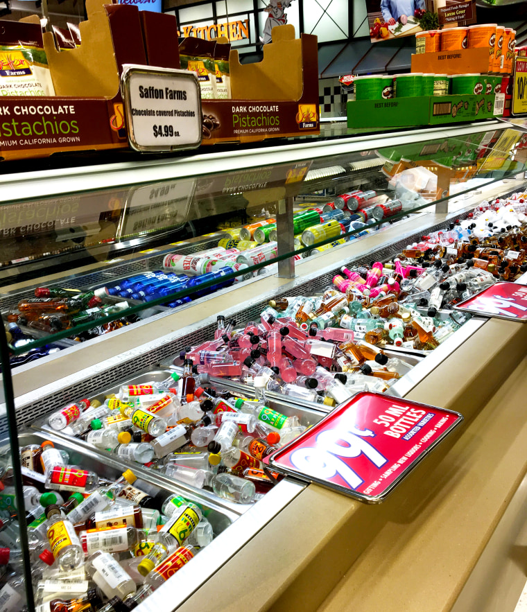 A Dierbergs location in Manchester, Mo., started a trend when it transformed its salad bar into an alcohol bar.