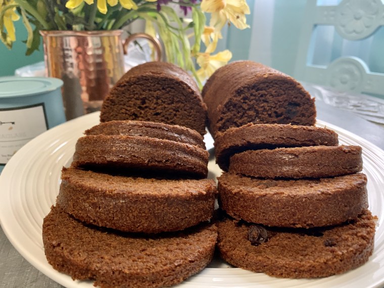 B&amp;M Brown Bread is available in two types: plain and raisin.