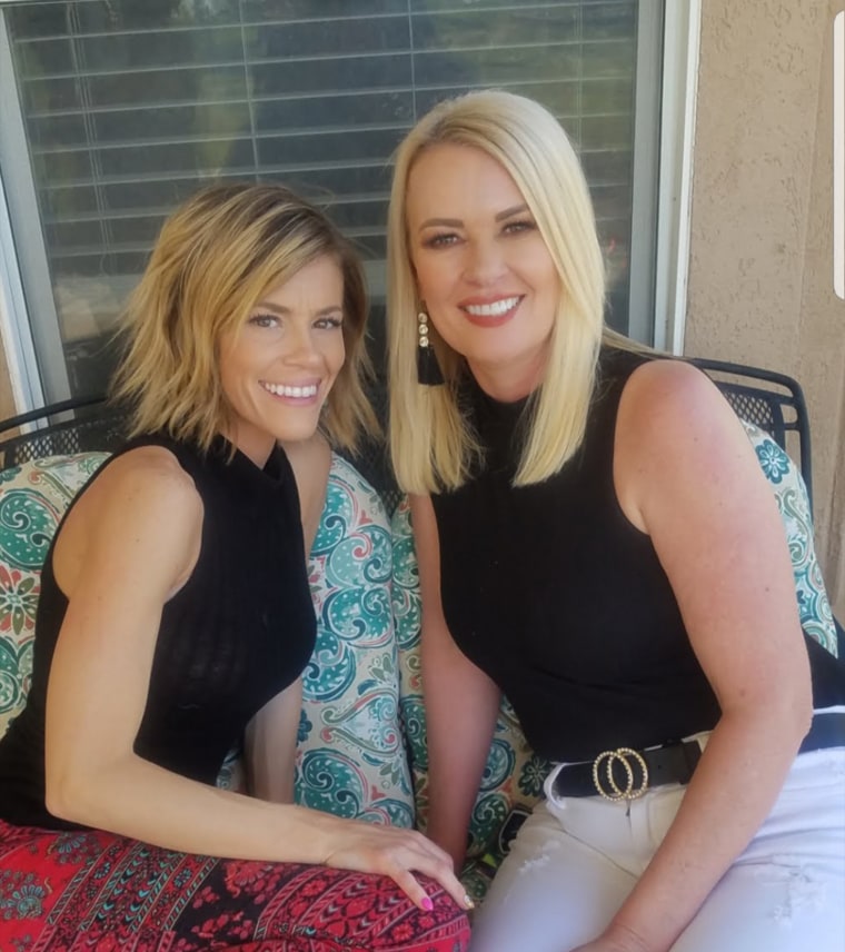 Mindi Hoggan (pictured on the right) wanted daughter Chaylie Holmgren's (left) obituary to talk candidly about mental health and her daughter's death by suicide. 