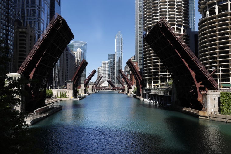 Image: Several street bridges over the Chicago River remain closed after a night of unrest and protests on May 31, 2020.