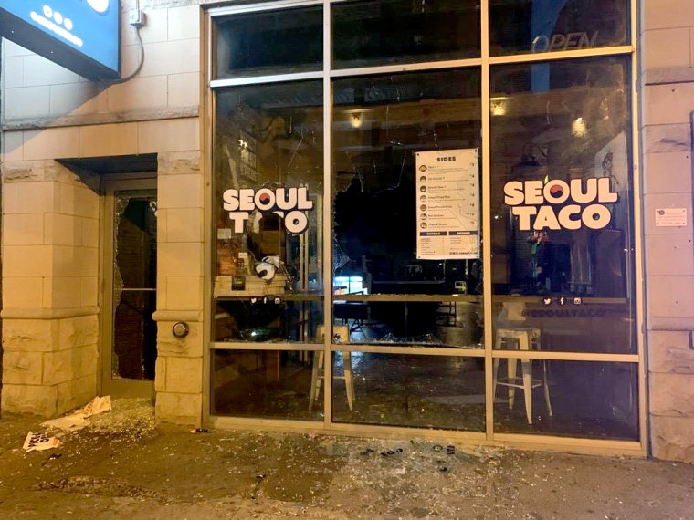 Vandals broke into a Downtown Chicago branch of Seoul Taco, a Mexican Korean fast food chain, on May 30, 2020, shattering windows and stealing the cash register.