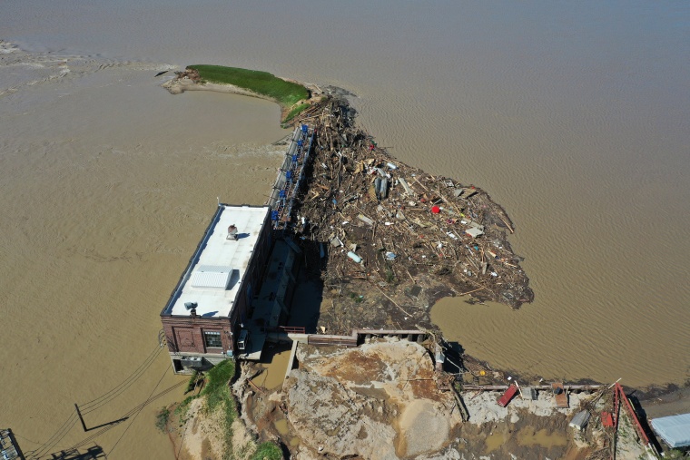 Image: Two Dams Burst Flooding Town Of Midland, Michigan