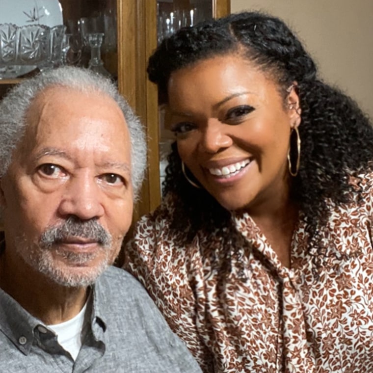 Yvette Nicole Brown is the caregiver for her father, who has Alzheimer's disease.