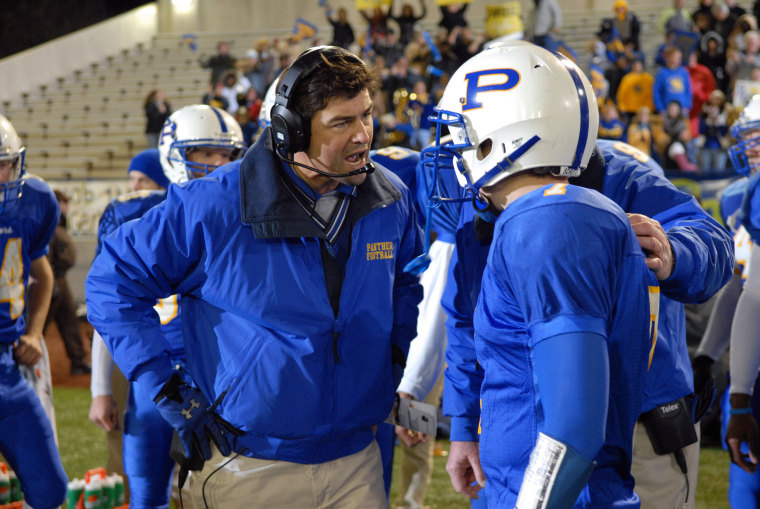 FRIDAY NIGHT LIGHTS, Kyle Chandler, Zach Gilford, 2006-2011,  (C)NBC / Courtesy Everett Collections