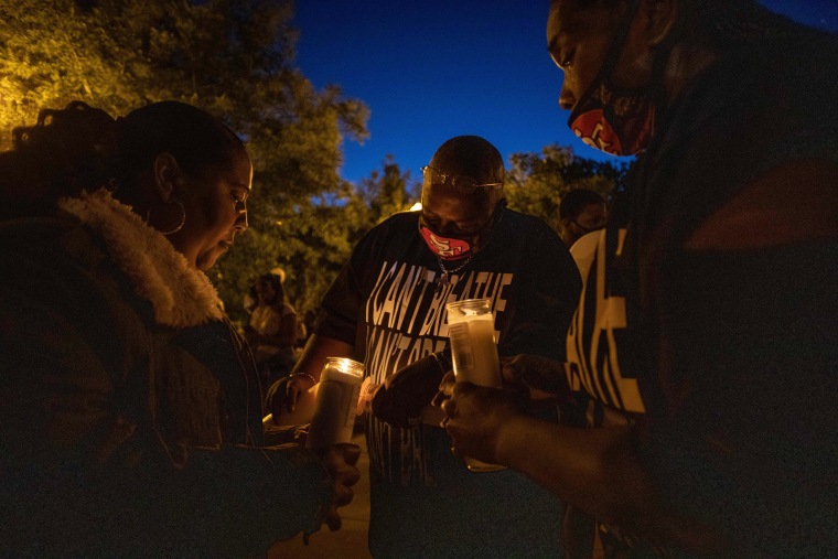 Image: Robert Fuller memorial, US-POLITICS-RACISM-UNREST