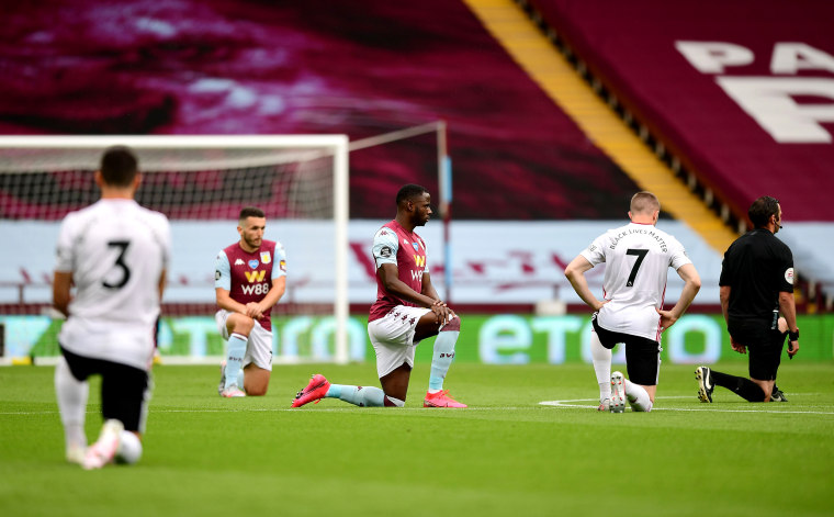 Image: TOPSHOT-FBL-ENG-PR-ASTON VILLA-SHEFFIELD UNITED