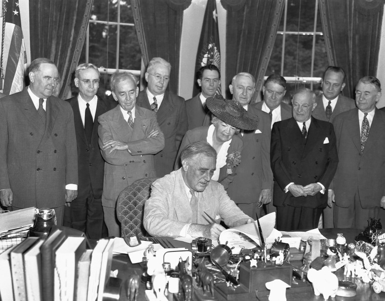 FDR Signing G.I. Bill of Rights