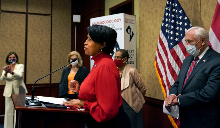WASHINGTON,DC-JUNE25: Mayor Muriel Bowser speaks at a press con