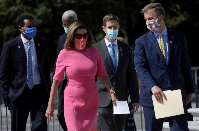 Image: U.S. Speaker Pelosi holds a news conference with House Democrats to unveil a climate change plan in Washington, U.S.