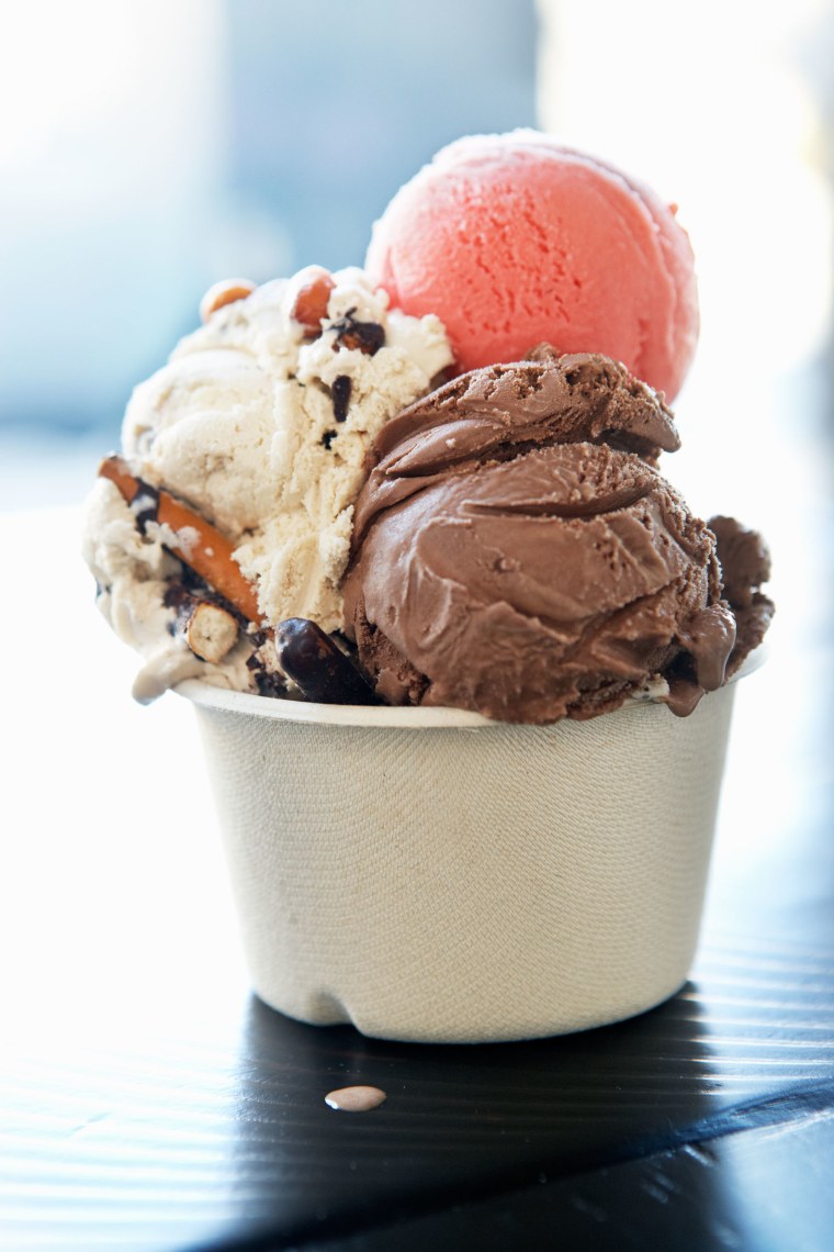 Don't let a spoon come between you and the ultimate ice cream-eating experience. 