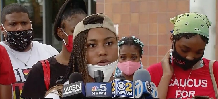 Activist Miracle Boyd speaks in Chicago.