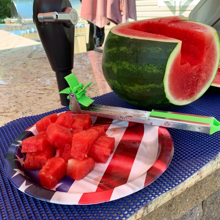 It sliced through the watermelon easily, leaving perfectly-sized cubes behind. 